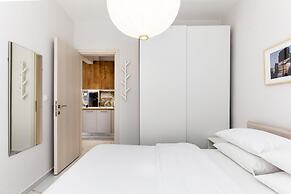 Sunflower by halu. Apartments