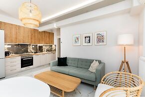 Sunflower by halu. Apartments