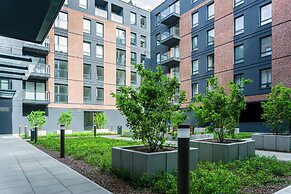 Dark Grey and Pink Apartment by Renters