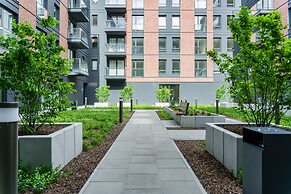 Dark Grey and Pink Apartment by Renters