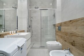 Dark Grey and Pink Apartment by Renters