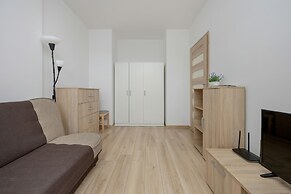 Wolska Apartment Warsaw by Renters