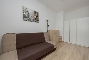 Wolska Apartment Warsaw by Renters