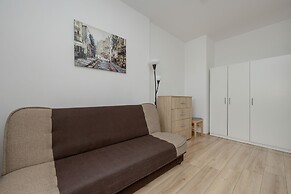 Wolska Apartment Warsaw by Renters