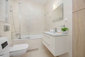 Wolska Apartment Warsaw by Renters