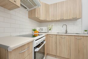 Wolska Apartment Warsaw by Renters