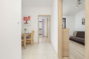 Wolska Apartment Warsaw by Renters