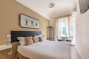 Mika Apartment Alla Stazione by Wonderful Italy