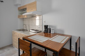 Sun City Apartments by Estia