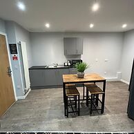 Crown Court Hotel & Bar.