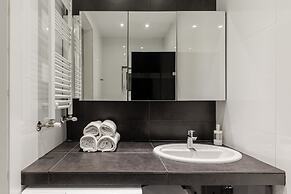 Chloe by halu. Apartments