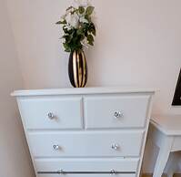 Beautiful 3 Bedroom Apartment in Bournemouth