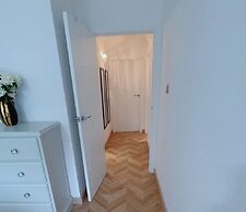 Beautiful 3 Bedroom Apartment in Bournemouth