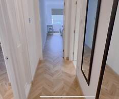 Beautiful 3 Bedroom Apartment in Bournemouth