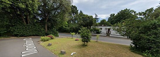 Beautiful 3 Bedroom Apartment in Bournemouth