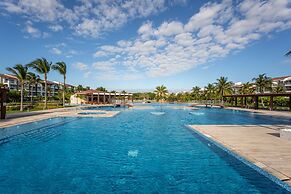 Ov324n 2 Bedroom Condo by RedAwning