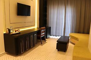 Hengly Mohasambath Hotel & Spa