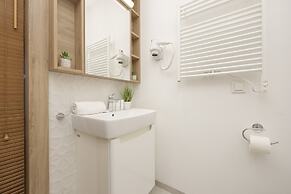 Wolska Cozy Studio in Warsaw by Renters