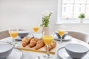 Fitzrovia 1BR with Balcony by Soho