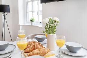 Fitzrovia 1BR with Balcony by Soho