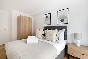 Fitzrovia 1BR with Balcony by Soho