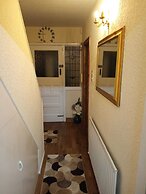 Beautiful 4-bed Apartment in Wolverhampton