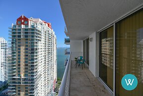 Chic Condo in Brickell Pool & Gym