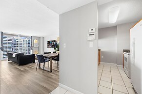 Chic Condo in Brickell Pool & Gym