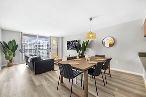 Chic Condo in Brickell Pool & Gym