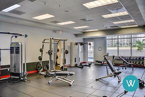 Chic Condo in Brickell Pool & Gym