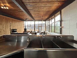 Le Grand Chalet by RVMT