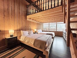 Le Grand Chalet by RVMT