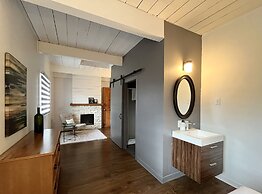 Le Grand Chalet by RVMT