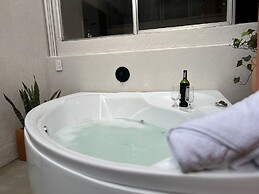 Apartment BBC With Jacuzzi