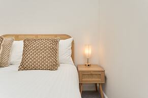 The Penthouse In Bonchurch