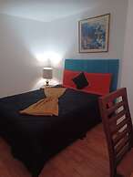 Room in Guest Room - Charming and Cozy Stay in Bogotá's Heart Perfect 