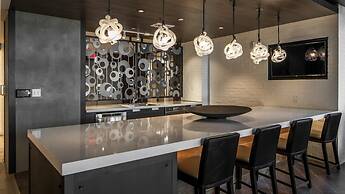 Global Luxury Suites at Reston