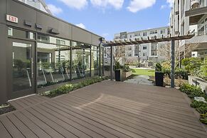 Global Luxury Suites at Reston