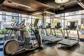 Global Luxury Suites at Reston