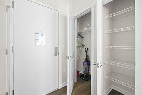 Global Luxury Suites at Reston