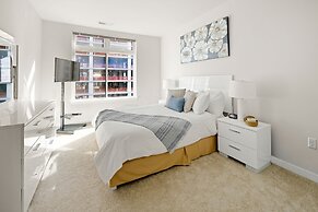 Global Luxury Suites at Reston