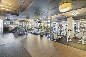 Global Luxury Suites at Reston