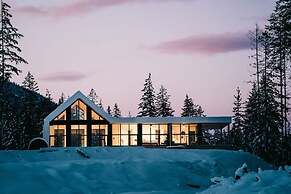 The Alder By Revelstoke Vacations