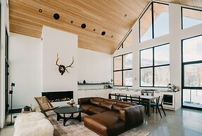 The Alder By Revelstoke Vacations