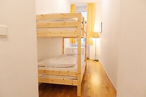 CoLiving 3BR shared Apt. Belvedere