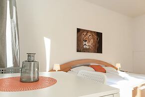 CoLiving 3BR shared Apt. Belvedere