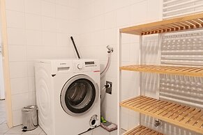 CoLiving 3BR shared Apt. Belvedere