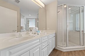 Beach Colony East 7D