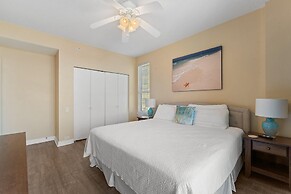 Beach Colony East 7D