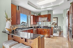 Indigo West 2103 Penthouse